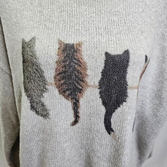 **SOLD** Gray Cat Crewneck Sweater Size XXL - Picture 5 of 9
